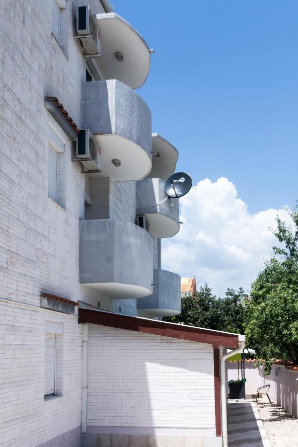 Apartments Dovana Kastela Exterior photo