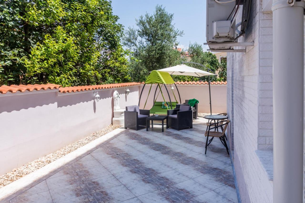 Apartments Dovana Kastela Exterior photo