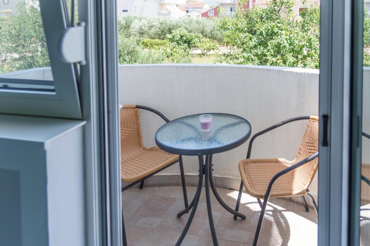 Apartments Dovana Kastela Exterior photo